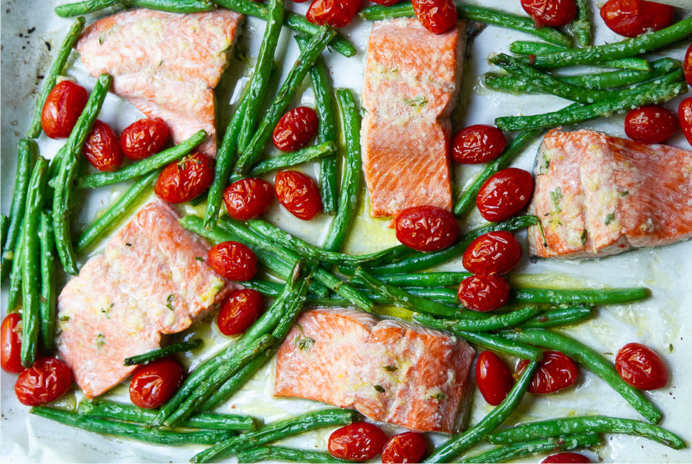 Atlantic salmon with asparagus